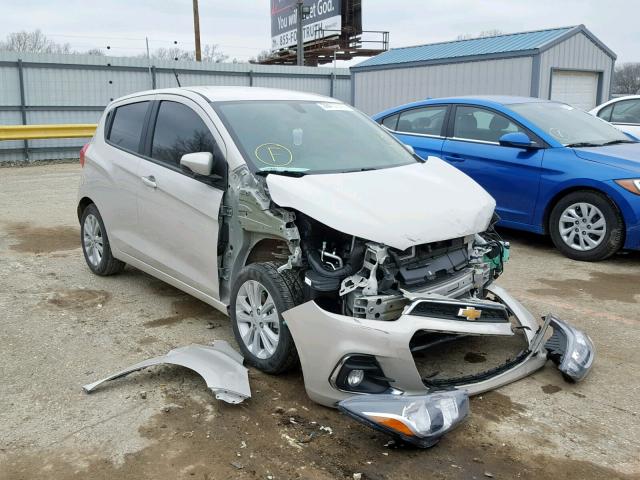 KL8CD6SA0JC467468 - 2018 CHEVROLET SPARK 1LT CREAM photo 1