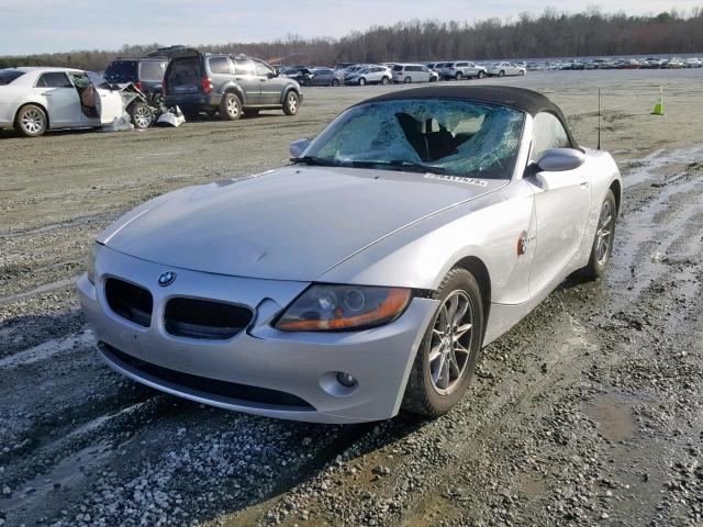 4USBT33483LR61510 - 2003 BMW Z4 2.5 SILVER photo 2