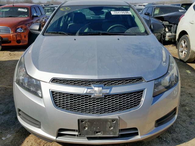 1G1PA5SH9D7172593 - 2013 CHEVROLET CRUZE LS SILVER photo 9