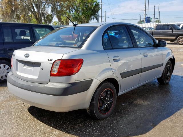 KNADE223496495588 - 2009 KIA RIO BASE SILVER photo 4