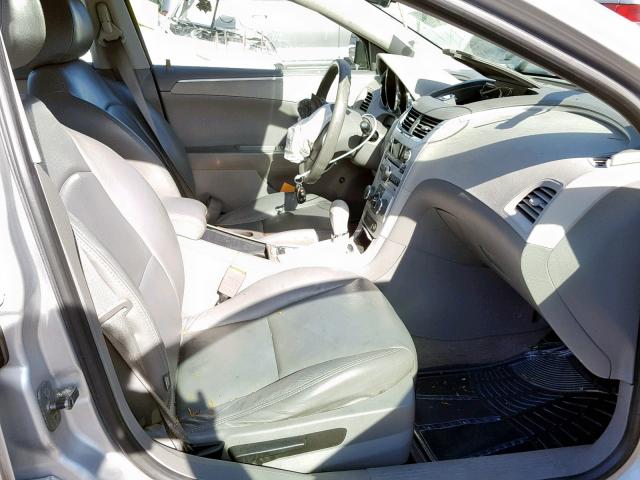1G1ZB5EB1A4138612 - 2010 CHEVROLET MALIBU LS SILVER photo 5