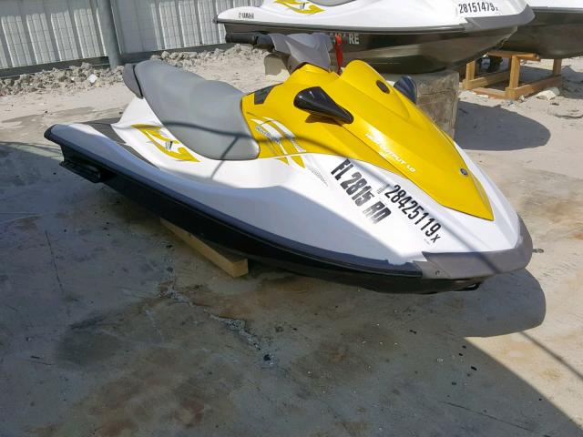 YAMA3470D616 - 2016 YAMAHA MARINE LOT TWO TONE photo 1