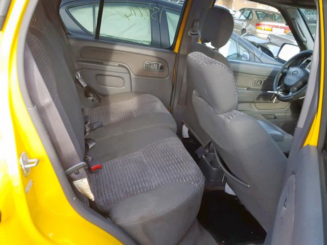 5N1ED28TX1C555408 - 2001 NISSAN XTERRA XE YELLOW photo 6