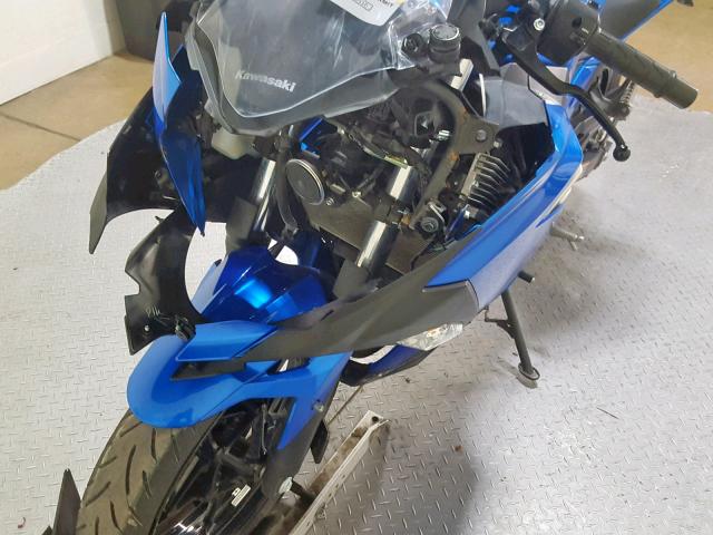 JKAEXKH19JDA10026 - 2018 KAWASAKI EX400 BLUE photo 17