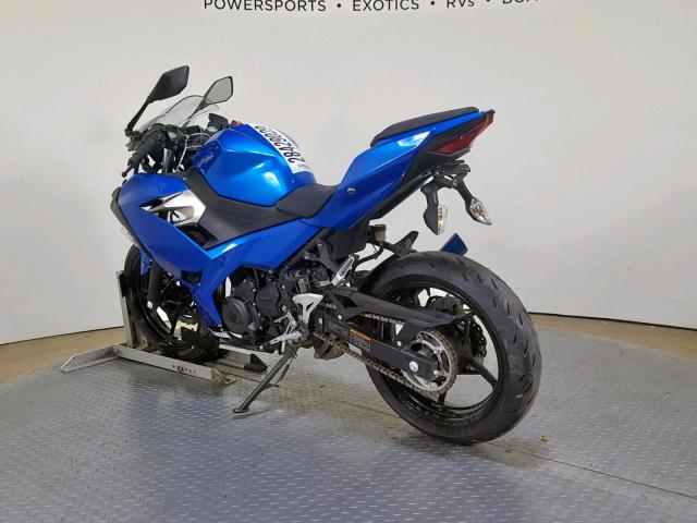 JKAEXKH19JDA10026 - 2018 KAWASAKI EX400 BLUE photo 6