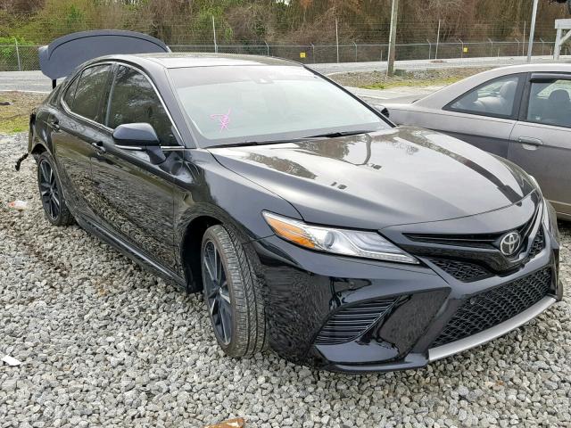 4T1B61HKXJU048856 - 2018 TOYOTA CAMRY XSE BLACK photo 1