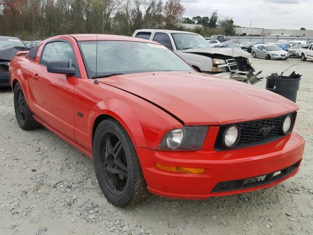 1ZVFT82H055259274 - 2005 FORD MUSTANG GT RED photo 1