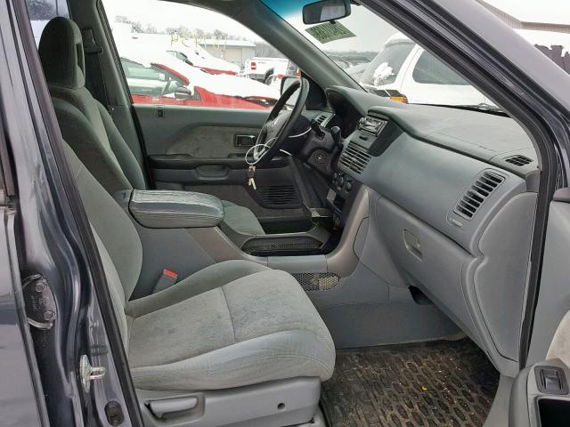 2HKYF18164H596499 - 2004 HONDA PILOT LX GRAY photo 5