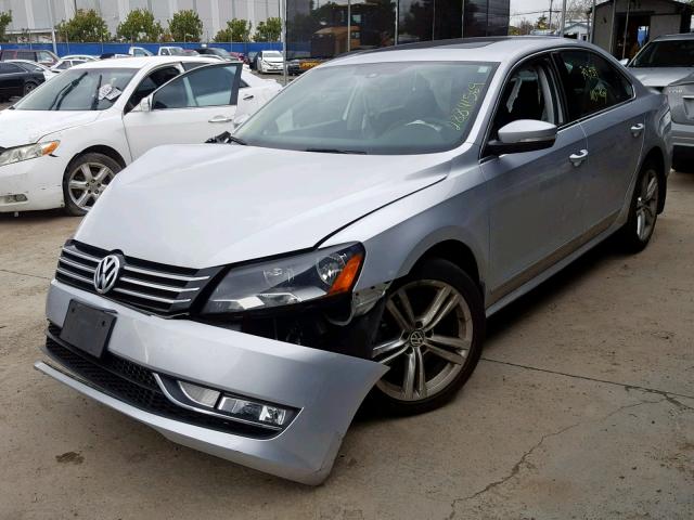 1VWBT7A33FC041079 - 2015 VOLKSWAGEN PASSAT SE SILVER photo 2