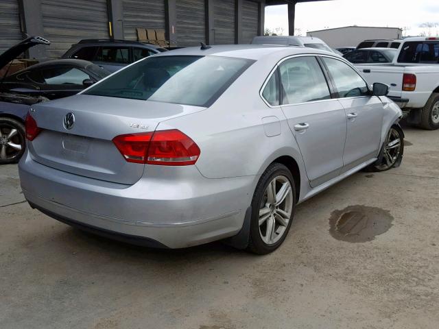 1VWBT7A33FC041079 - 2015 VOLKSWAGEN PASSAT SE SILVER photo 4