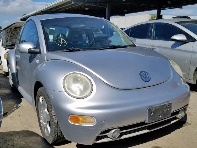 3VWCT21C71M405048 - 2001 VOLKSWAGEN NEW BEETLE SILVER photo 1