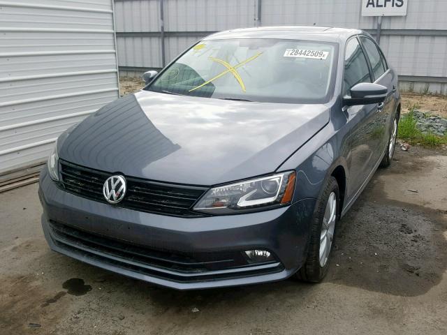 3VWL17AJ7GM359571 - 2016 VOLKSWAGEN JETTA SEL GRAY photo 2