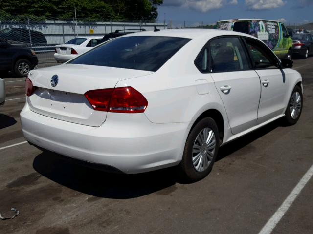 1VWAP7A33EC010574 - 2014 VOLKSWAGEN PASSAT S WHITE photo 4