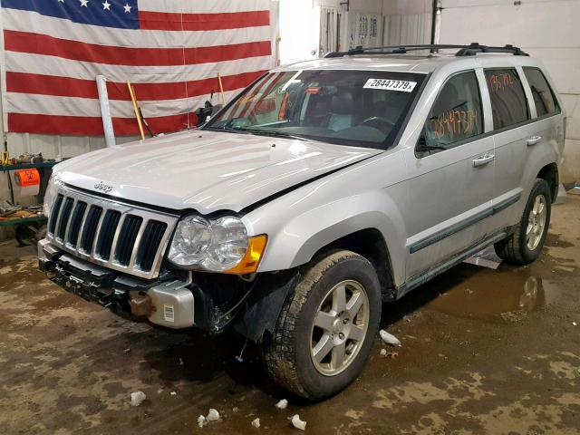 1J8GR48K38C123103 - 2008 JEEP GRAND CHER SILVER photo 2