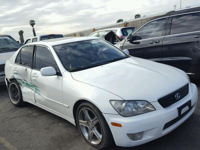 JTHBD192540082318 - 2004 LEXUS IS 300 WHITE photo 1