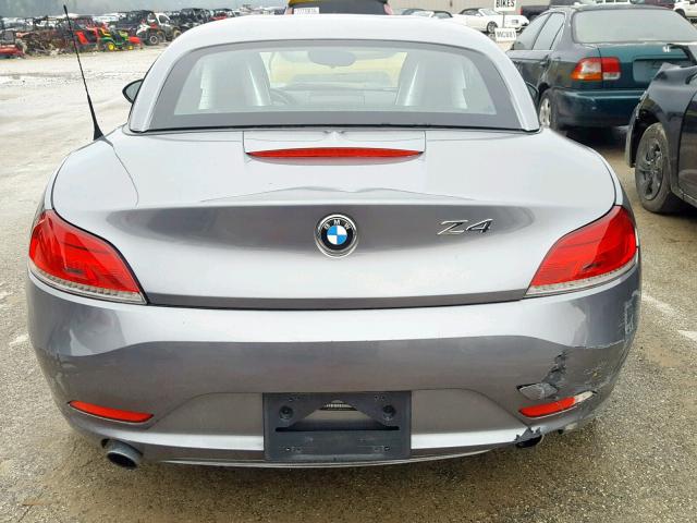 WBALM7C58BE382945 - 2011 BMW Z4 SDRIVE3 GRAY photo 6