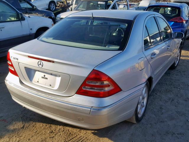 WDBRF64JX1F068623 - 2001 MERCEDES-BENZ C 320 SILVER photo 4