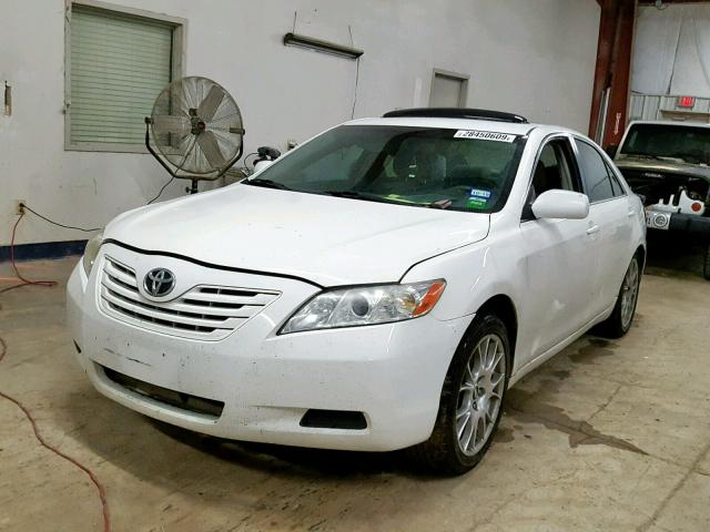 JTNBE46KX73007682 - 2007 TOYOTA CAMRY NEW WHITE photo 2