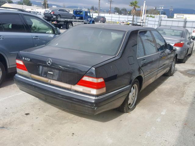 WDBGA43G8WA399236 - 1998 MERCEDES-BENZ S 420 BLACK photo 4