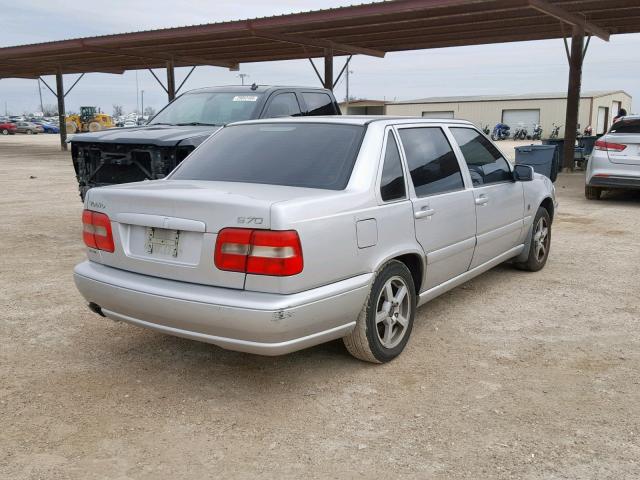 YV1LS55A1X1602832 - 1999 VOLVO S70 SILVER photo 4