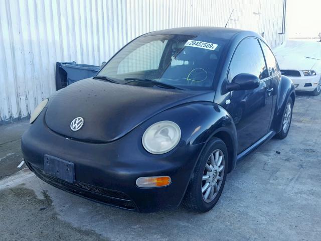 3VWBK21C62M413013 - 2002 VOLKSWAGEN NEW BEETLE Schwarz Foto 2