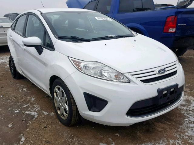 3FADP4AJ6BM124713 - 2011 FORD FIESTA S WHITE photo 1