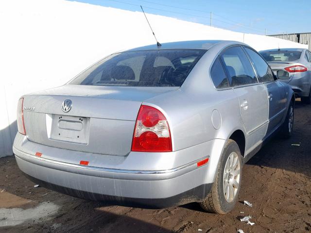 WVWPD63B72P189940 - 2002 VOLKSWAGEN PASSAT GLS SILVER photo 4