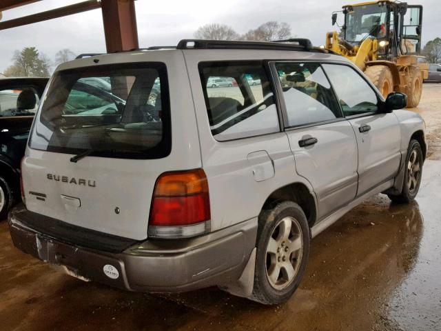 JF1SF6556YH703409 - 2000 SUBARU FORESTER S WHITE photo 4