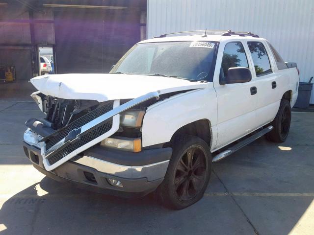 3GNEC12Z45G153649 - 2005 CHEVROLET AVALANCHE WHITE photo 2