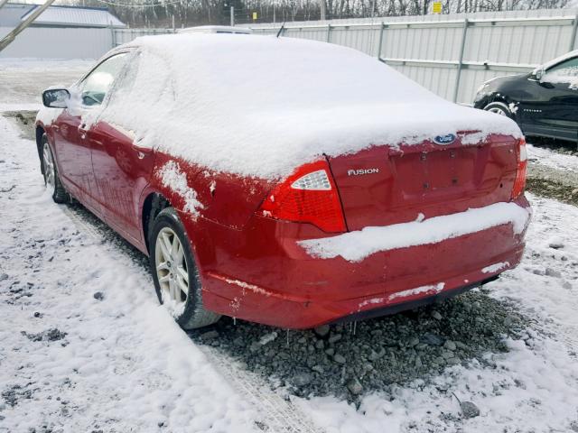 3FAHP0GA0AR111491 - 2010 FORD FUSION S RED photo 3