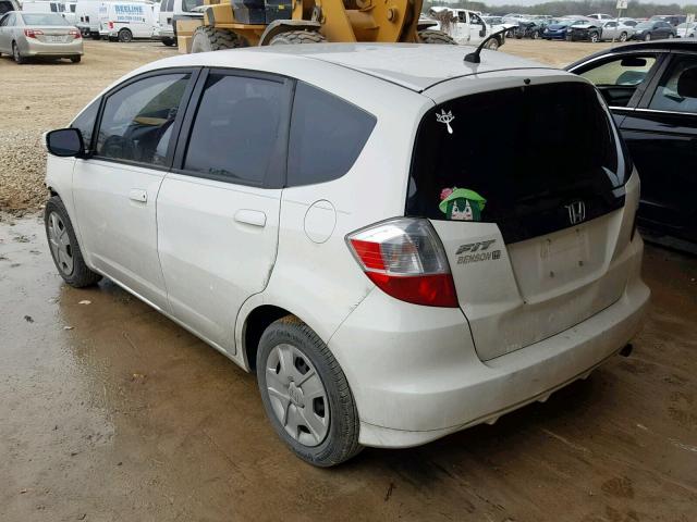 JHMGE8H35DC078063 - 2013 HONDA FIT WHITE photo 3