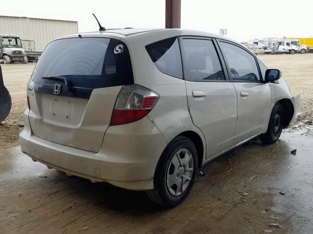 JHMGE8H35DC078063 - 2013 HONDA FIT WHITE photo 4