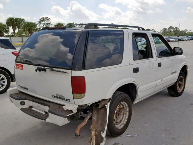 1GNCS13W52K142260 - 2002 CHEVROLET BLAZER WHITE photo 4