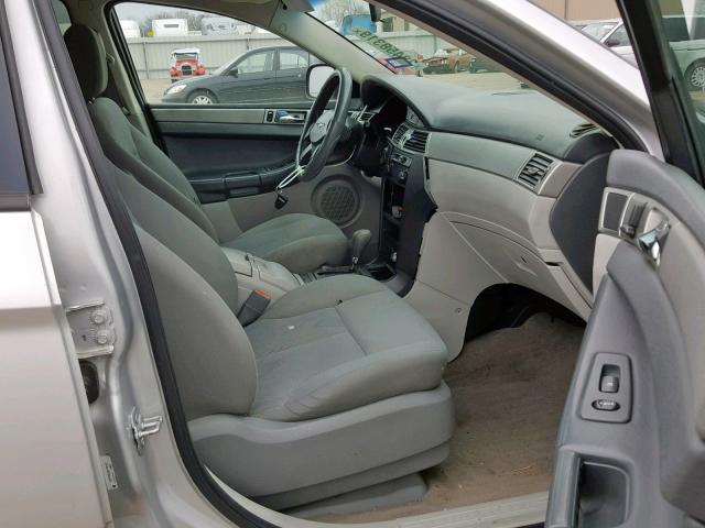 2A8GM48L58R634519 - 2008 CHRYSLER PACIFICA L SILVER photo 5
