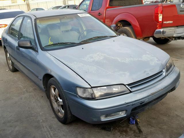 1HGCD5611RA076446 - 1994 HONDA ACCORD DX BLUE photo 1