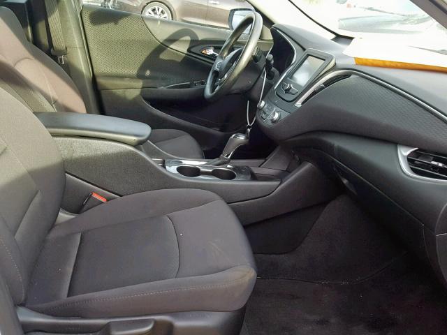 1G1ZB5STXHF239594 - 2017 CHEVROLET MALIBU LS WHITE photo 5