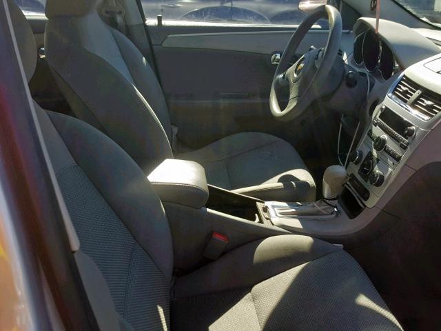 1G1ZB5E03CF242783 - 2012 CHEVROLET MALIBU LS ვერცხლისფერი ფოტო 5