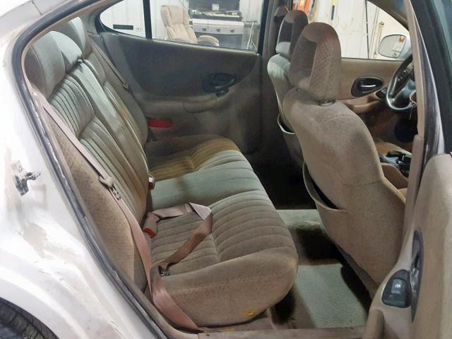 1G2WK52J21F168720 - 2001 PONTIAC GRAND PRIX WHITE photo 6