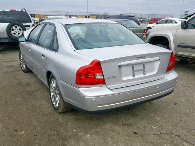 YV1TH592261440418 - 2006 VOLVO S80 2.5T SILVER photo 3