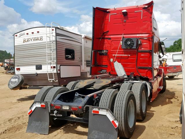 4V4NC9EG3DN132139 - 2013 VOLVO VN VNL RED photo 4