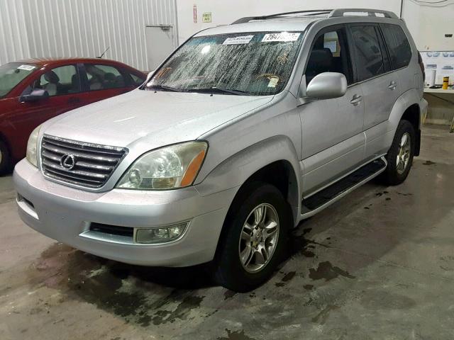 JTJBT20X760115984 - 2006 LEXUS GX 470 SILVER photo 2