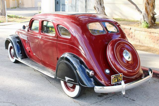 00000000000C12943 - 1935 CHRYSLER AIRFLOW BURGUNDY photo 3