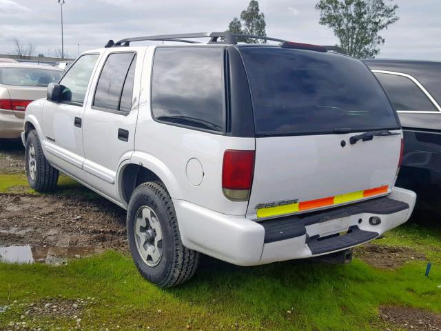 1GNDT13X44K166790 - 2004 CHEVROLET BLAZER WHITE photo 3