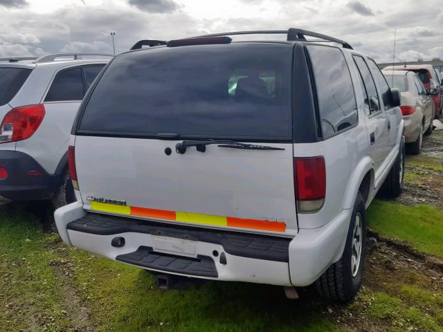 1GNDT13X44K166790 - 2004 CHEVROLET BLAZER WHITE photo 4