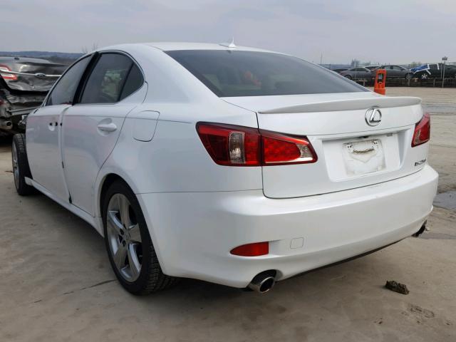 JTHBF5C27C5176051 - 2012 LEXUS IS 250 WHITE photo 3