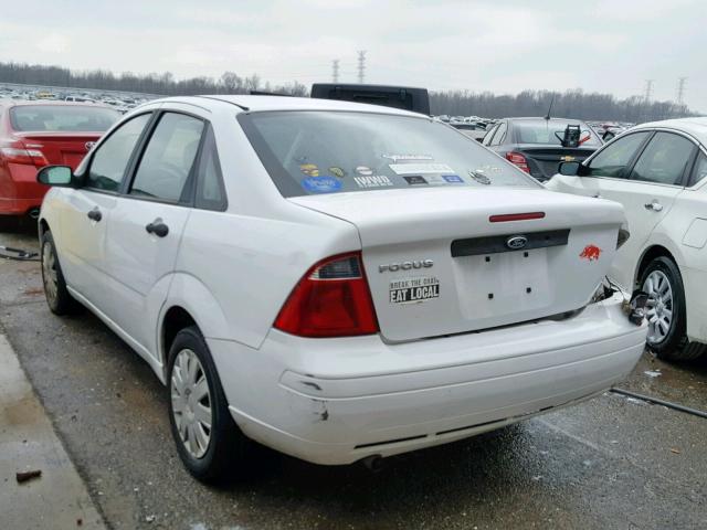 1FAFP34N37W243456 - 2007 FORD FOCUS ZX4 WHITE photo 3