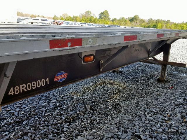 1UYFS24899A609502 - 2009 UTILITY TRAILER SILVER photo 5