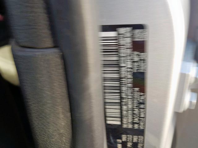 ZACCJBAT7FPC22214 - 2015 JEEP RENEGADE S SILVER photo 10