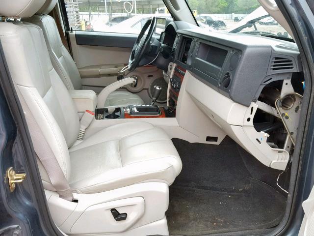 1J8HG58236C364558 - 2006 JEEP COMMANDER BLUE photo 5