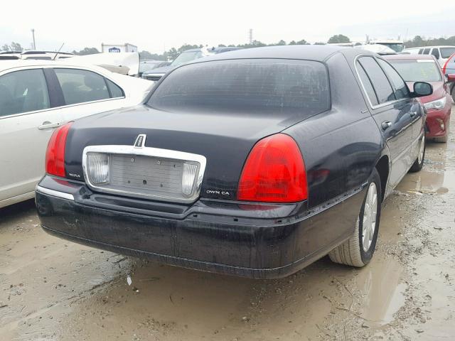 1LNHM84W24Y677512 - 2004 LINCOLN TOWN CAR E BLACK photo 4